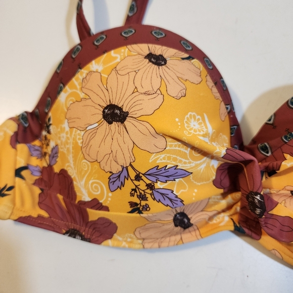 VENUS Floral Yellow Bikini Top Size 34C - Picture 5 of 9